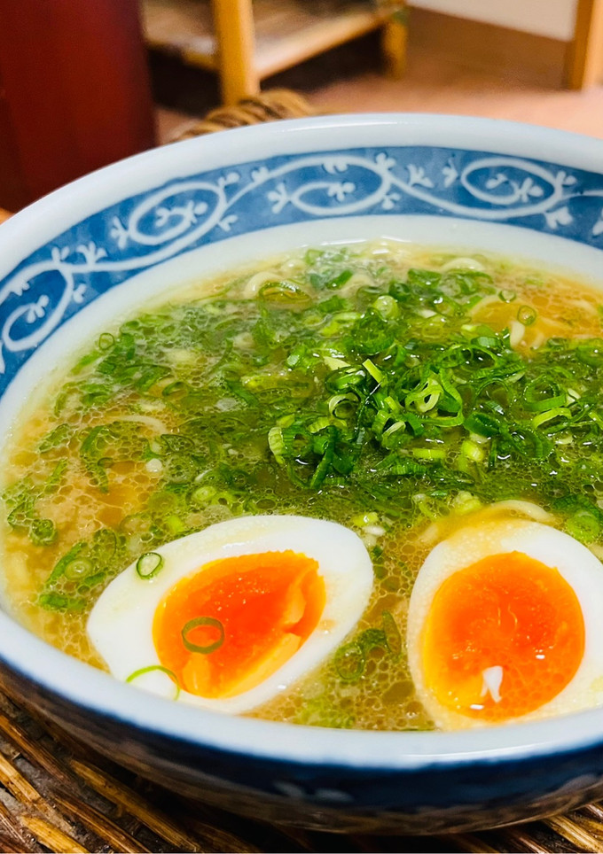 行列のできる店のラーメン横浜家系-レシピのメイン写真