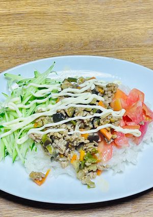 お昼ご飯に！晩御飯に！節約タコライス-レシピのメイン写真
