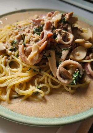 秋の夕飯！エリンギとヤリイカの豆乳クリームパスタ-レシピのメイン写真