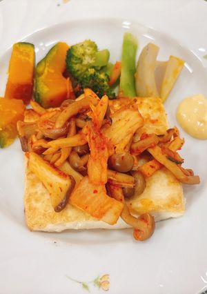 豆腐ステーキ　きのこのキムチソース-レシピのメイン写真