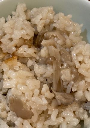 舞茸とにんにくの炊き込みご飯-レシピのメイン写真