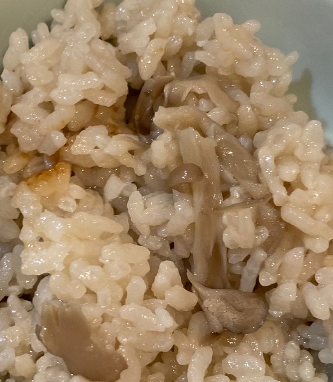 舞茸とにんにくの炊き込みご飯-レシピのメイン写真