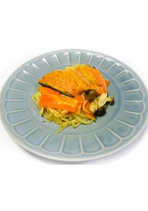 鮭と野菜のフライパン蒸し★梅酢×カレー粉-レシピのメイン写真
