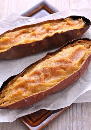 小さなチーズケーキのアップル香る焼きいもボート-レシピのメイン写真