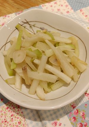 大根大量消費!大根のコンソメ炒め★洋風副菜-レシピのメイン写真