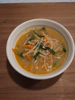 豚ひき肉ともやしの味噌スープ-レシピのメイン写真