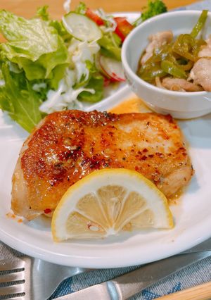 絶品✨鶏肉のガリバタレモンステーキ🍋-レシピのメイン写真