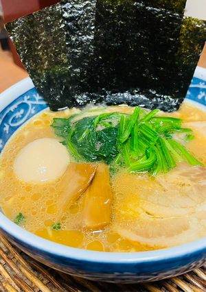 行列のできる店のラーメン横浜家系-レシピのメイン写真