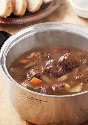 ごろっと牛肉の赤ワイン煮込み-レシピのメイン写真