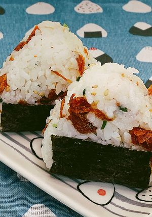 ちぎりするめの混ぜ込みおにぎり-レシピのメイン写真