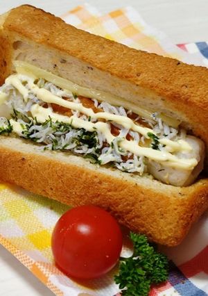 竹輪とチーズの骨活トースト-レシピのメイン写真
