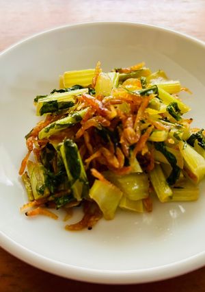喉風邪に☆大根の葉&さくらエビ炒め-レシピのメイン写真