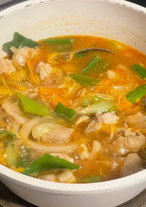 鶏肉の辛スープ-レシピのメイン写真