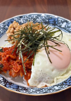 何もしたくない日に⭐︎納豆キムチのっけご飯-レシピのメイン写真