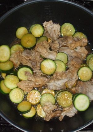 ズッキーニ生姜焼き♪簡単-レシピのメイン写真