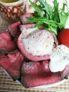 手軽♪ローストビーフ丼*ステーキでも豪華-レシピのメイン写真