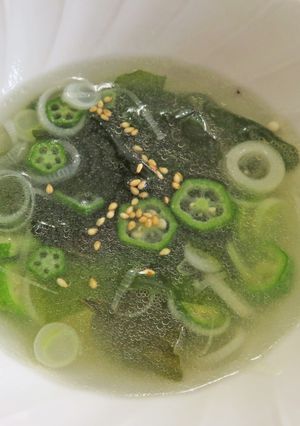 わかめとオクラのスープ-レシピのメイン写真