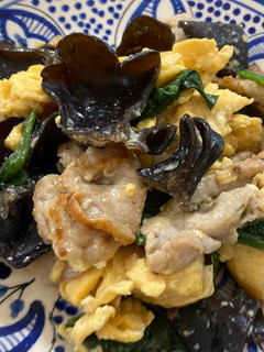 油少なめ!豚肉とキクラゲの卵炒め-レシピのメイン写真