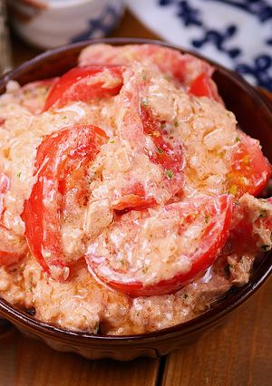濃厚スパイシーツナマヨのトマトサラダ🥗💕-レシピのメイン写真