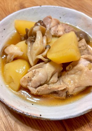 簡単！じゃがいもと鶏肉としめじの煮物-レシピのメイン写真