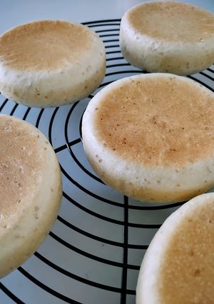 クリームチーズ☆平焼きパン-レシピのメイン写真