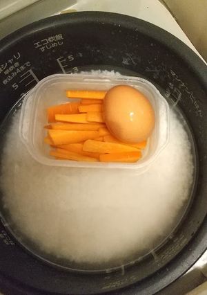 【時短裏技】炊飯器で米と一緒に野菜蒸し＆ゆで卵！-レシピのメイン写真
