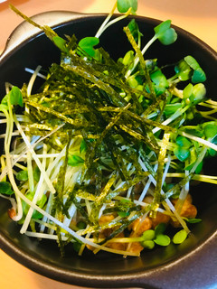毎日の納豆●カイワレ大根たっぷり盛り-レシピのメイン写真