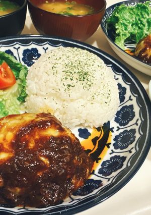 赤ワインを使った簡単ハンバーグソース-レシピのメイン写真