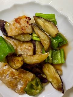 すきみだらとなすとピーマンの甘酢炒め-レシピのメイン写真