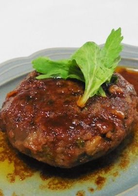 セロリたっぷり味噌ハンバーグ-レシピのメイン写真