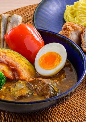から揚げと月花さばみそ煮のカレーつけ麺-レシピのメイン写真