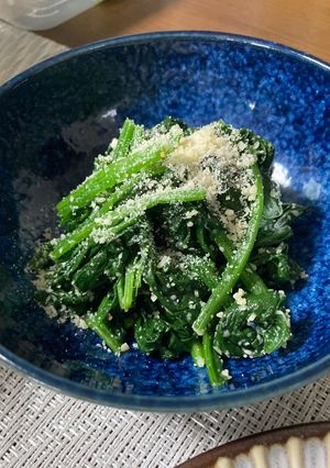 ほうれん草とパルメザンチーズの和え物-レシピのメイン写真