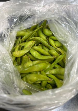 洗い物はざるだけの電子レンジ枝豆-レシピのメイン写真