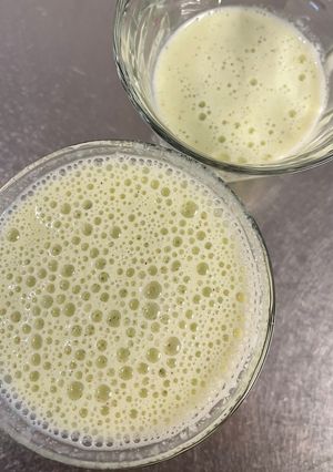 【スムージー】春キャベツ豆乳塩麹キウイ-レシピのメイン写真