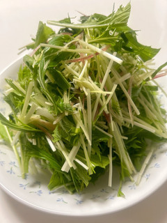 いろんな料理のトッピングに!水菜サラダ-レシピのメイン写真