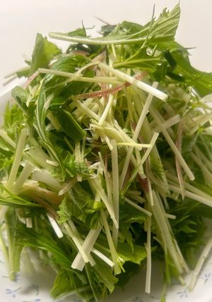 いろんな料理のトッピングに!水菜サラダ-レシピのメイン写真