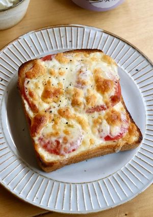 【定番】朝食に！トマトチーズトースト-レシピのメイン写真