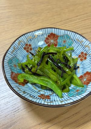 ピーマンの塩こんぶ炒め-レシピのメイン写真
