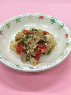 【ばんげ保育所】生揚げと夏野菜の炒め物-レシピのメイン写真