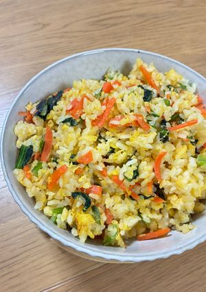 小松菜とにんじんの炒飯-レシピのメイン写真