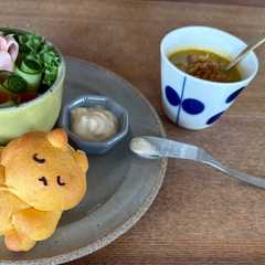 รูปของ 人参スープ（カレー風味）
