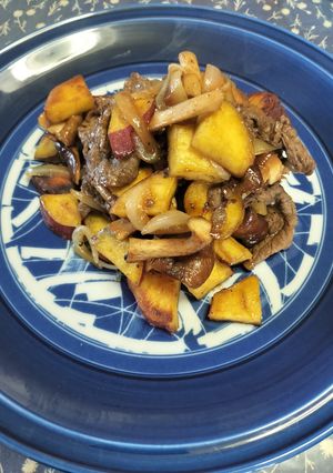 牛肉と秋野菜の醤油炒め🐮🍠🍄‍🟫-レシピのメイン写真