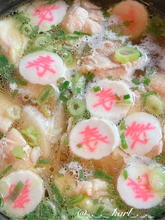 ナルトと鶏肉と根菜のスープ簡単お雑煮風-レシピのメイン写真