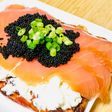 スモークサーモンのピザ♪