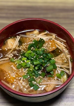 レンチンでつくる！腸活キムチ味噌スープ-レシピのメイン写真