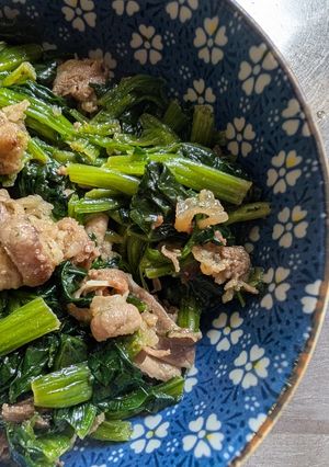 簡単★ほうれん草と牛肉の焼肉のたれ炒め-レシピのメイン写真