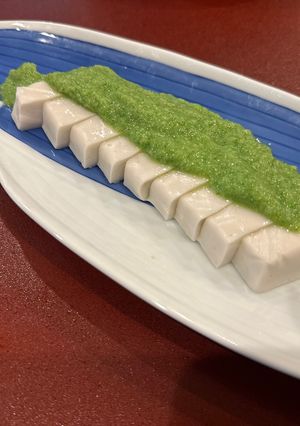 サラダにのせるかまぼことオクラトロトロ-レシピのメイン写真