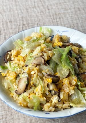 レタス大量消費♪レタスチャーハン-レシピのメイン写真