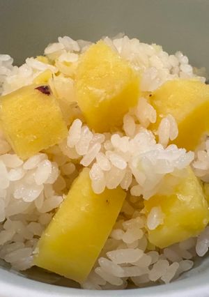 黒糖を加えて♪美味しいサツマイモご飯-レシピのメイン写真