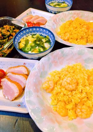 パパっと混ぜるだけ！人参色の海老ピラフ-レシピのメイン写真